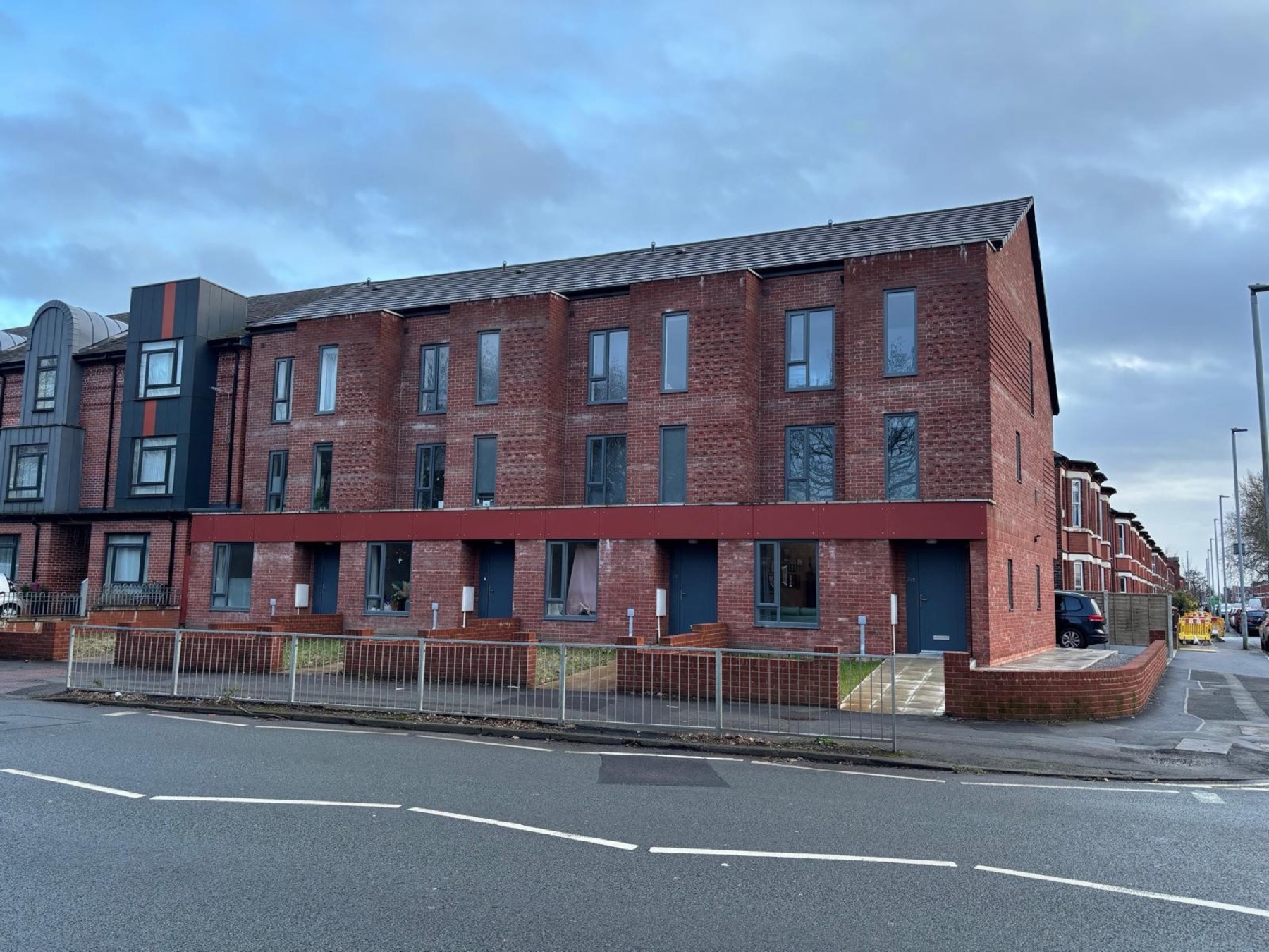 Moss Lane East, finished